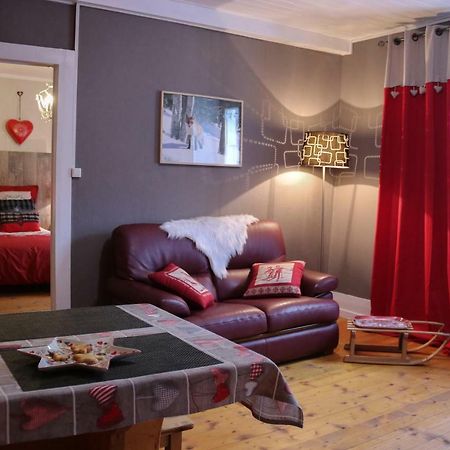 Au Coeur Du Lapidaire Septmoncel-Les-Molunes Ngoại thất bức ảnh