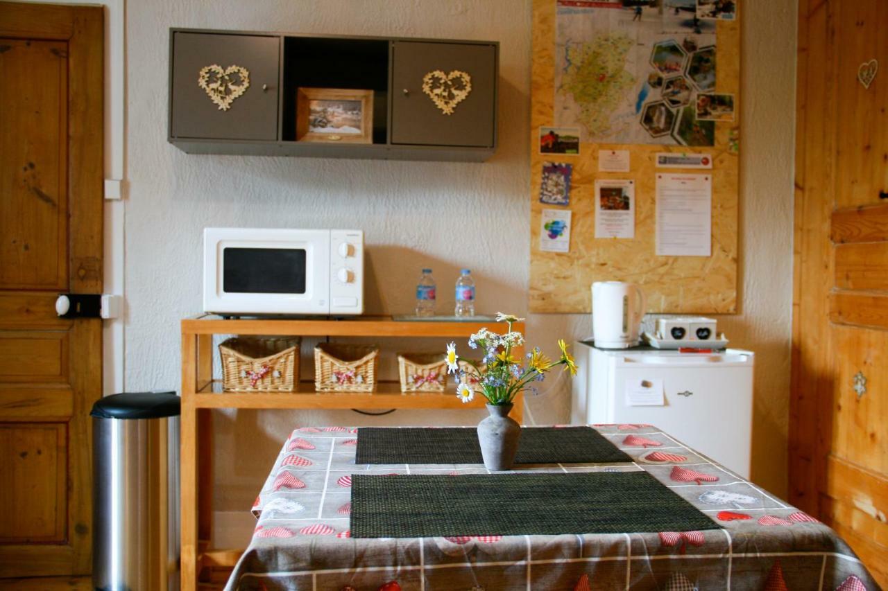 Au Coeur Du Lapidaire Septmoncel-Les-Molunes Ngoại thất bức ảnh